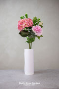 Dusty Blush – liten färdigkomponerad konstblomsbukett från OONA